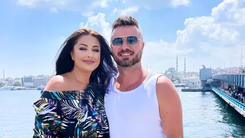 Gabriela Cristea și Tavi Clonda, în centrul atenției din nou. O simplă fotografie a stârnit un val de comentarii în online: „Ce fel de Photoshop folosești?”