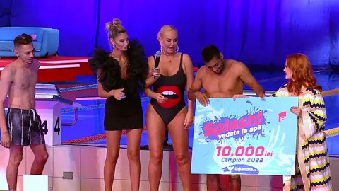 Bănel Nicoliță a câștigat 10.000 de lei la „Splash! Vedete la apă”. Fostul fotbalist a sărit în bazin alături de fetițele lui