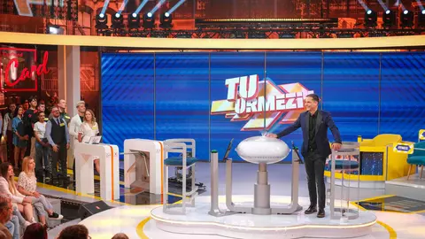 Primele imagini de la filmările „Tu urmezi!”, noua emisiune a lui Dan Negru de la Kanal D: „Este spectaculos și fascinant să vezi că emoția poate fi dată și de creier!”