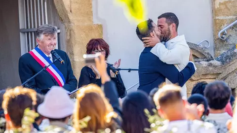 Nuntă mare în lumea modei! Simon Porte Jacquemus s-a căsătorit cu iubitul, cu Marco Maestri