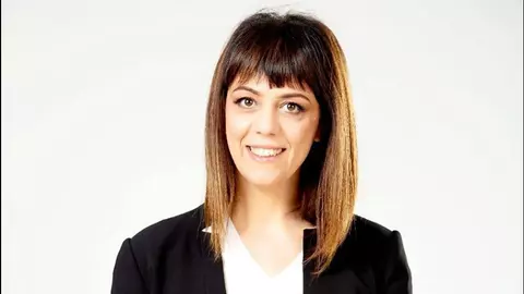 Andreea Tincu, reacție la remarcile lui Cătălin Botezatu referitoare la ținuta lui Carmen Iohannis la funerariile Reginei: „Cătălin nu este critic de modă”