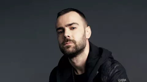 Când începe „Clanul”, serialul de la PRO TV. Denis Hanganu este actorul principal: „Sunt curios să aflu părerea celor de acasă”