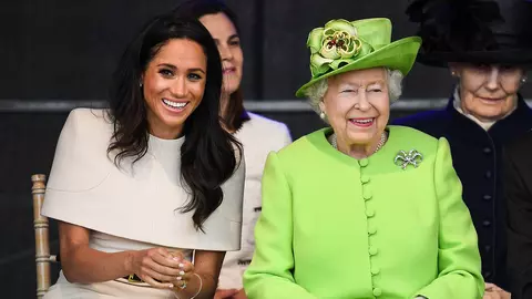 Motivul pentru care Meghan Markle nu l-a însoțit pe Prințul Harry, în ultimele clipe de viață ale Reginei Elisabeta a II-a