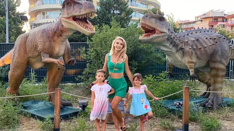 Andreea Bălan și-a mutat fetițele de la privat la stat. De ce a făcut schimbarea: „Cred că am luat o decizie bună”