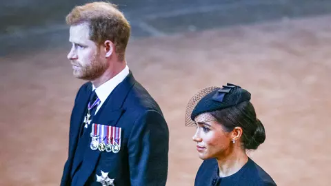 Ce i s-a interzis lui Meghan Markle în ziua în care a murit Regina Elisabeta a II-a?