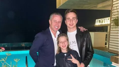 Luca Reghecampf, mesaj pentru Bebe, fratele lui care nu a participat la botezul micuțului Liam: „Îmi doream să fii cu noi”