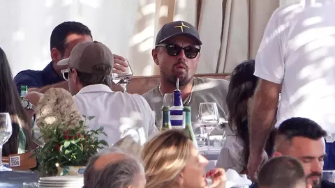 Cine este noua descoperire a lui Leonardo DiCaprio? Are 22 de ani și a divorțat recent