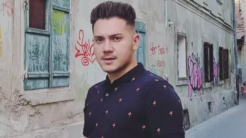 Florin Răduță, câștigătorul „X Factor” 2015 a învins boala. Tânărul fusese diagnosticat cu tumoare la stomac