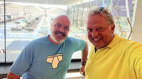 Ce probleme au întâmpinat Leonard Miron și iubitul Miguel după 22 de ani de relație: „Nu mai avem timp să petrecem unul cu celălalt”