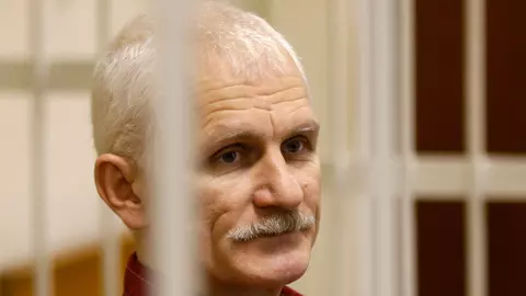 Activiștii pentru drepturile omului din Belarus, Rusia și Ucraina au câștigat Premiul Nobel pentru Pace