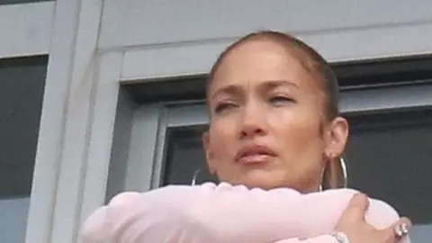 Ce program de antrenament are Jennifer Lopez? Iată ce exerciții face