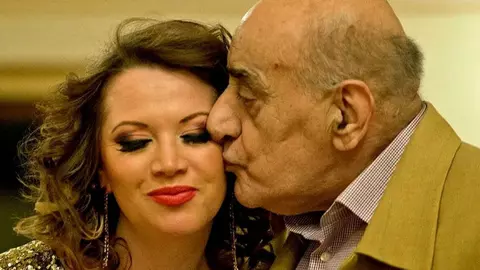 Cât costă lunar medicamentele lui Viorel Lis. Oana Lis: „Doar 7 sunt compensate și restul trebuie să le cumpăr”. Tratamentul e costisitor