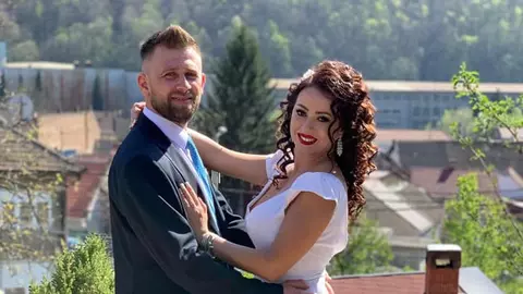 De ce Larisa Drăgulescu a divorțat de Marian Bogdan, bărbatul pe care l-a cunoscut când era escortă: „Noi comunicăm în continuare prin telefon”