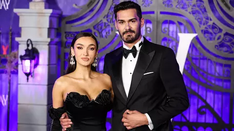 George Burcea, la premiera serialului „Wednesday” din Los Angeles, alături de Viviana Sposub. Cât de eleganți au fost pe covorul roșu