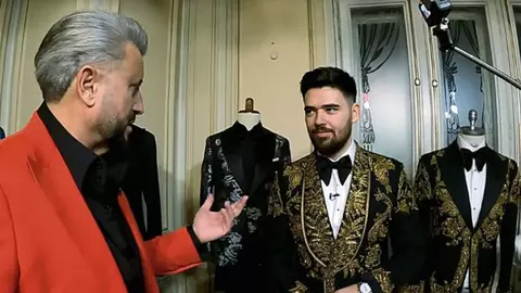 Cât costă un costum creat de Cătălin Botezatu. Designerul îmbracă și vedetele internaționale
