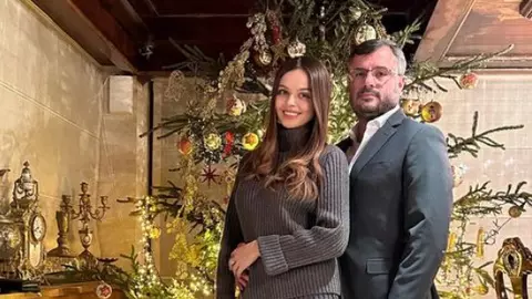 Anastasia Fotachi e însărcinată cu copilul milionarului Gabriel Stati. Ea e mai mică cu 20 de ani decât el