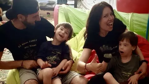 „Nu ne permiteam să mai avem încă un copil cu nevoi speciale”. Cristina Bălan vorbește despre fetița ei