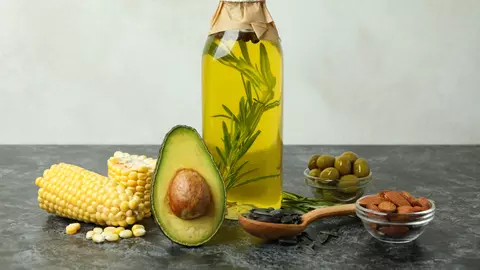 Uleiul de avocado vs. ulei de măsline. Cum putem alege între ele?