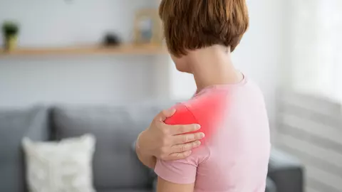 Avea o durere de umăr, s-a dus la culcare și nu s-a mai trezit. De ce boală suferea femeia de 41 de ani?