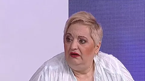 Situația în care a ajuns Marinela Chelaru, după ce a suferit 4 AVC-uri: „Sunt tăiată, ciopârțită rău. Operată peste tot”. Nu a mai căutat-o nimeni