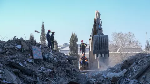 Miracole la o săptămână după cutremurele din Turcia și Siria: O fetiță de 10 ani, salvată după 183 de ore