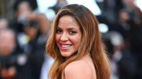 Se pare că Shakira l-a dat uitării pe Pique. Iată lângă ce actor celebru a fost văzută