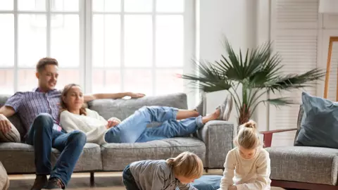 Cum obții un consum mic de energie, păstrând confortul din locuință - 3 soluții la îndemâna ta