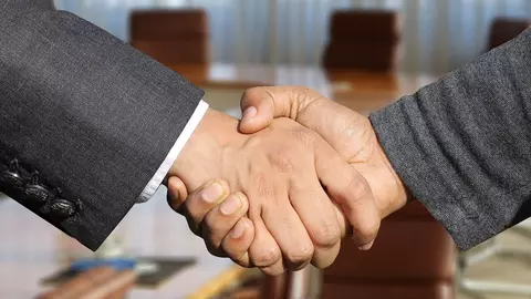 Vrei să faci afaceri cu un partener comercial? Iată 4 indicatori pe care e obligatoriu să îi verifici aprioric!