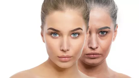 Cât de mult ne ajută acidul hialuronic: ne injectăm sau nu?