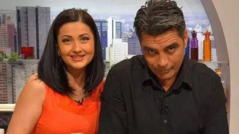Gabriela Cristea, cu banii luați și dată afară din casă. Marcel Toader o lăsase cu 50 de lei în cont