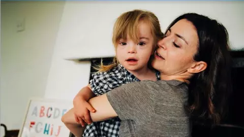 Caterina Scorsone, dezvăluiri despre viața de mamă singură cu un copil cu sindrom Down