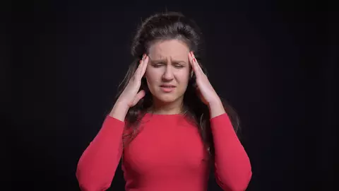 Iată cum sună cel mai puternic descântec de deochi. Citește și dă-l mai departe