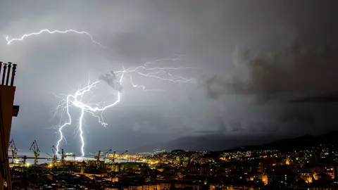 Furtuna Patricia a venit și în România: se anunță prăpăd