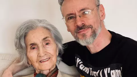 Mama lui Mihai Albu a murit la 95 de ani. Mesajul Iuliei Albu pentru fosta soacră: „Mulțumesc pentru dragostea pe care ai purtat-o Mikaelei”