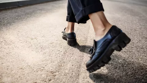 Stilul Confortabil: Beneficiile Incontestabile ale Pantofilor Casual