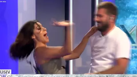 Natalia Mateuț l-a plesnit pe Cătălin Cazacu, după ce a sărutat-o în direct, la TV