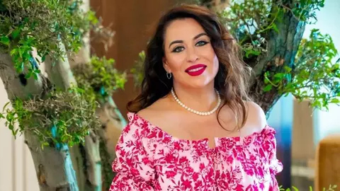 Cum a apărut Oana Roman la plajă. Vedeta s-a pozat în costum de baie