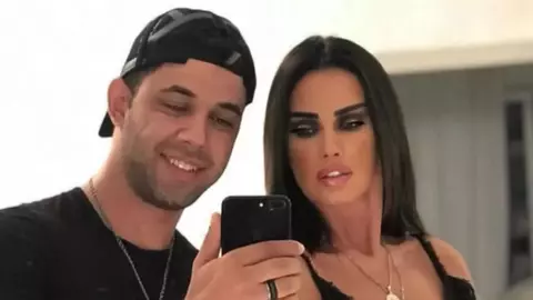 Alex Ashraf a spus ce a luat cu el când a plecat din casa Oanei Zăvoranu. Adevărul despre clinica medicală pe care o au de împărțit