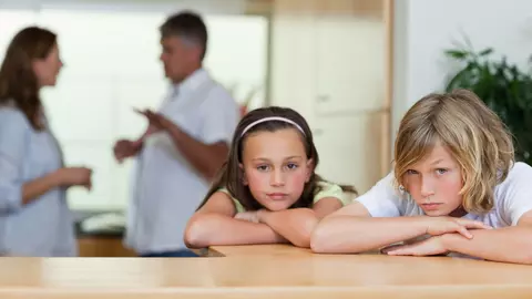 Motive pentru care să te înțelegi bine cu tatăl copiilor tăi după divorț
