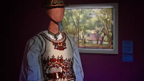 Art Safari Stars Edition continuă cu 2 staruri noi: Culorile vii ale Maramureșului întâlnesc Modernismul german în inima Bucureștiului