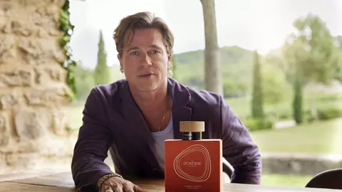 Gwyneth Paltrow, dezvăluiri despre gama scumpă de îngrijire a pielii a lui Brad Pitt. Cât costă un ser facial?