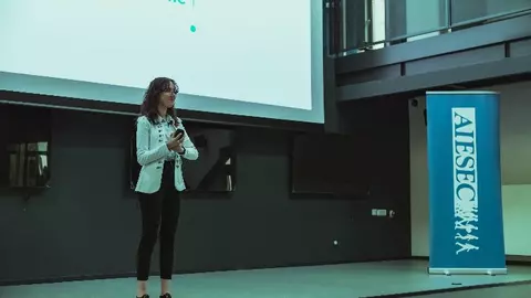 Evenimentul „Heading for the Future”, la a patra ediție. Dacă te simți nesigur în alegerea domeniului, noi te vom ajuta să îți dezvolți viața profesională!