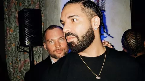 Drake, tată singur. Cum se descurcă vedeta cu un puști de 6 ani?