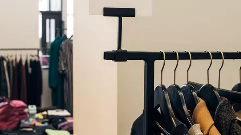 Angajatorii s-au pregătit pentru creșterea volumului de activitate din perioada Black Friday: numărul total de joburi din piață a crescut cu peste 20% în ultima lună. Cele mai mari creșteri au fost în retail, transport / logistică și call-center
