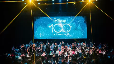 Concertul aniversar DISNEY 100: Zeci de copii la scenă, dans și aplauze îndelungate