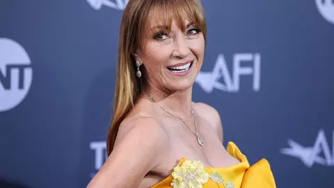Jane Seymour se menține cu post intermitent și cu un anume brand de creme anti-îmbătrânire