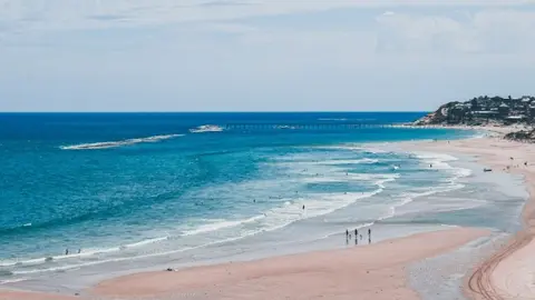 Redescoperirea paradisului local: Avantajele unui sejur pe litoralul Românesc