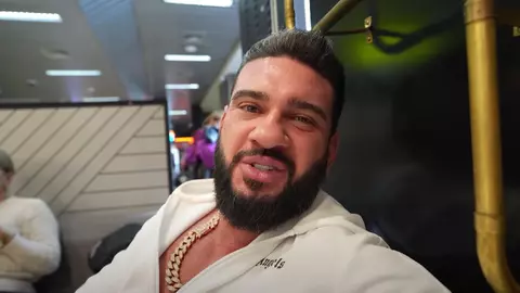 Cum s-a îmbrăcat noua iubită a lui Dorian Popa la sală. Tânăra a atras toate privirile când a apărut  în ținuta mulată