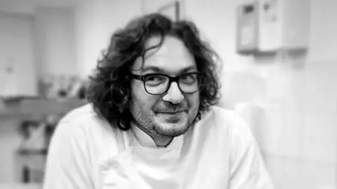 Florin Dumitrescu rupe tăcerea și spune când se va întoarce la TV după demisia de la „Chefi la cuțite”: „Ne gândim să facem ceva împreună”