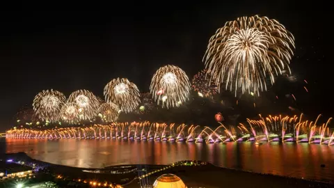 Renumitul spectacol de artificii și drone din Ras Al Khaimah revine în forță și anul acesta, de Revelion